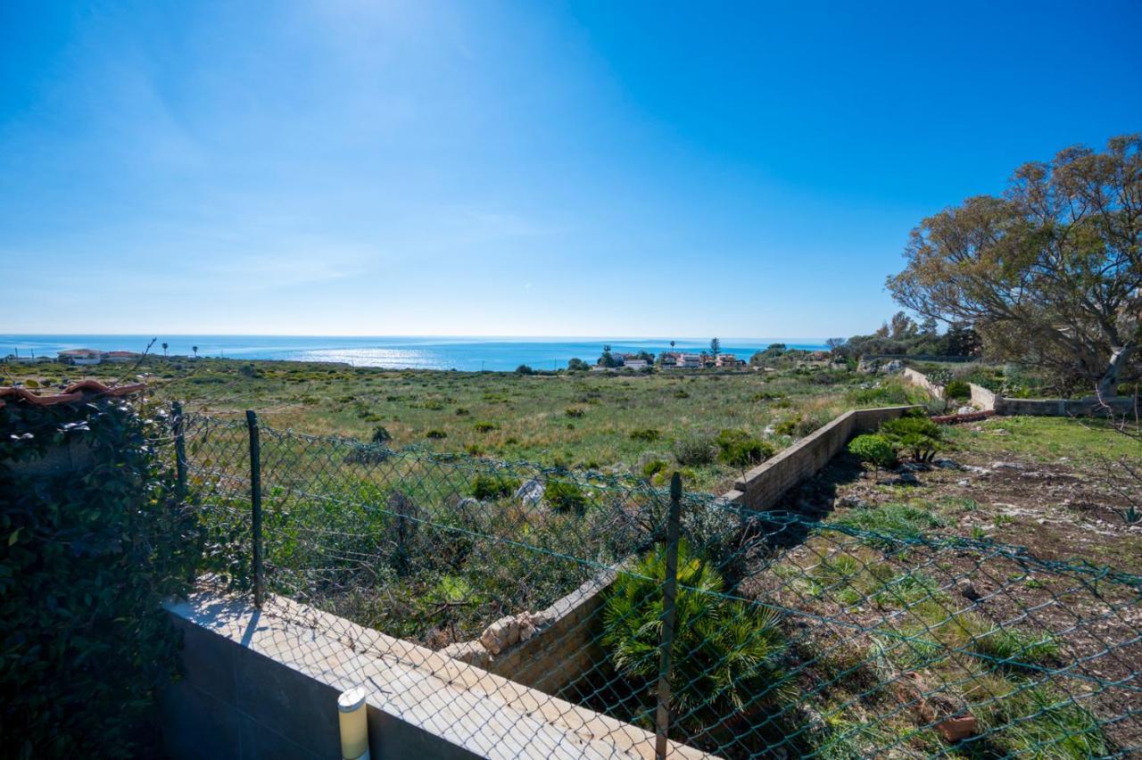 Villa Plemmirio Sea View Bagian luar foto